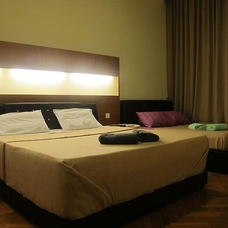 Luxury Suites @ Straits Quay Tanjung Bungah  Luaran gambar