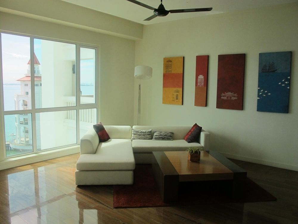 Luxury Suites @ Straits Quay Tanjung Bungah  Luaran gambar