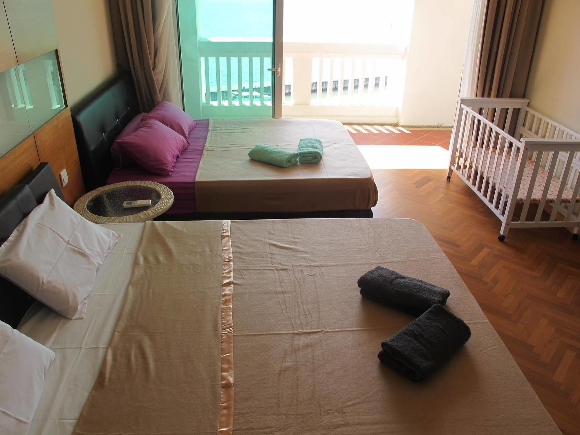 Luxury Suites @ Straits Quay Tanjung Bungah  Luaran gambar